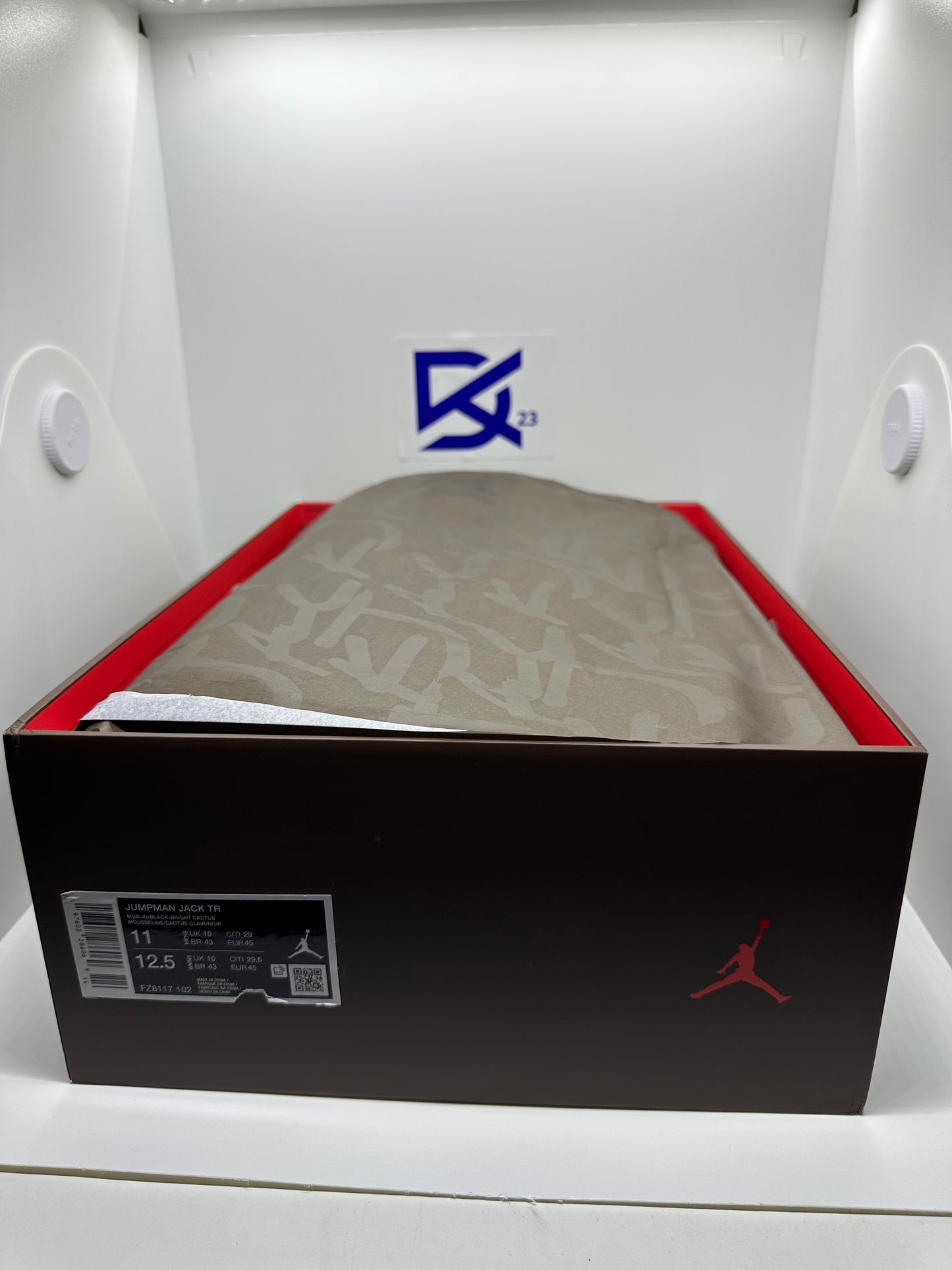 Nike Jordan Jumpman Jack TR Travis Scott Bright Cactus SIZE 11 100% AUTHENTIC