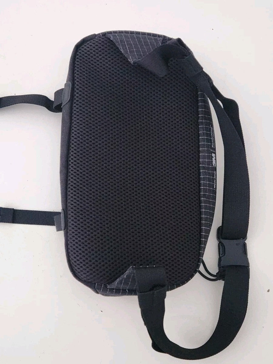 SS24 Supreme waist bag Water resistant Reflective Black Shoulder 100% AUTHENTIC