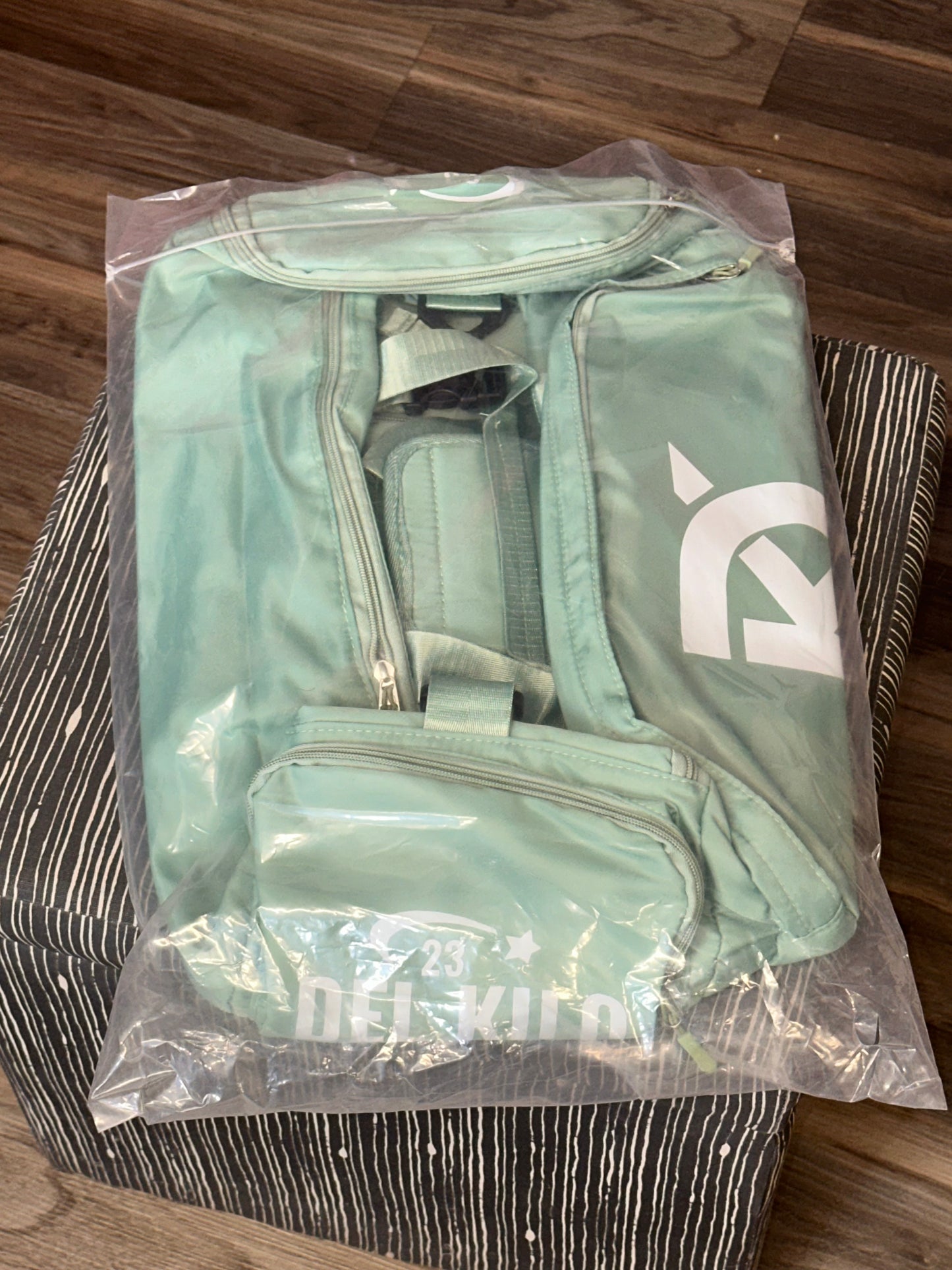 DEL KILO 23 Bag Dry and Wet Separation Shoe Bin Folding Sports  Backpack