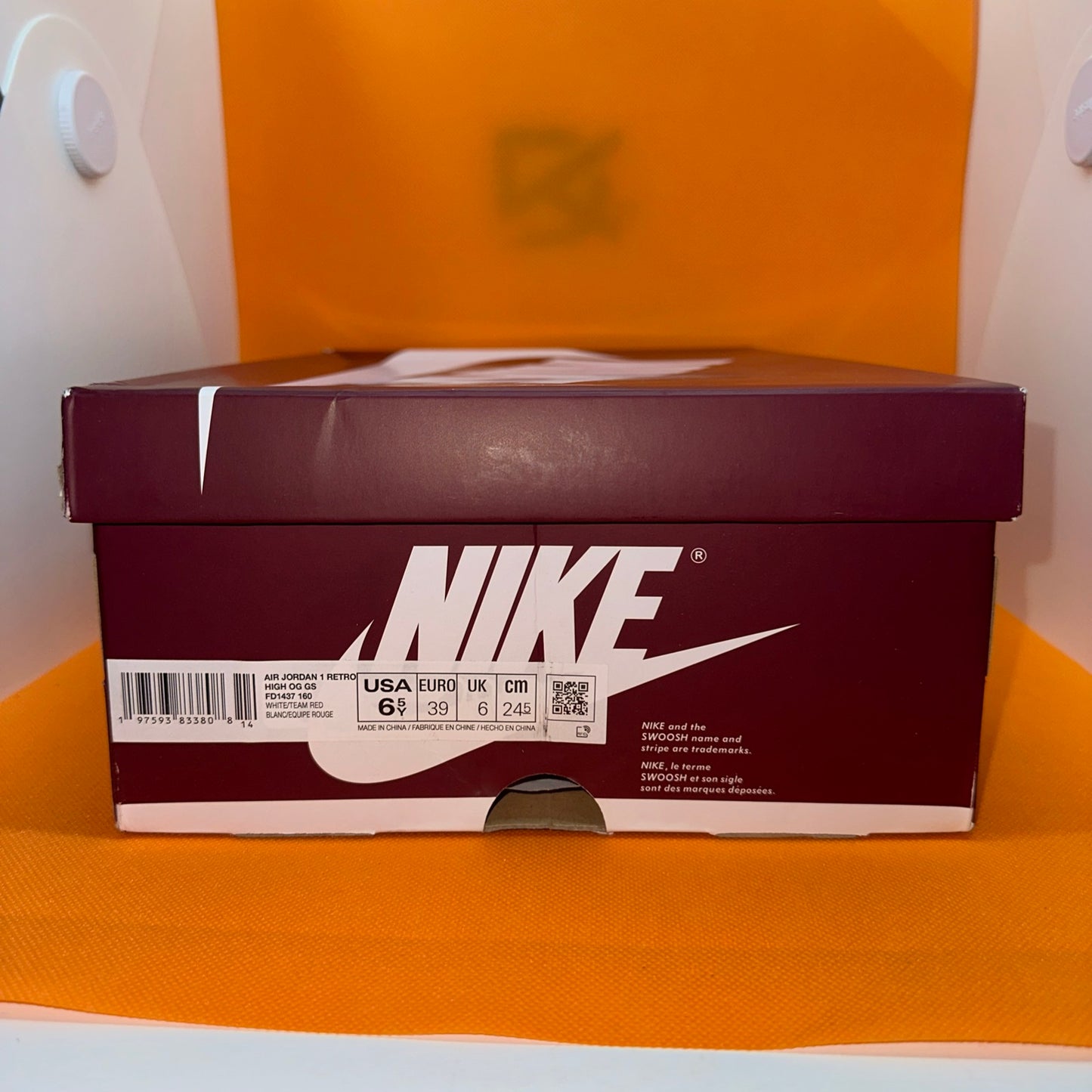 Nike Air Jordan 1 Retro High Team Red FD1437-160 100% AUTHENTIC NEW SIZE 6.5Y