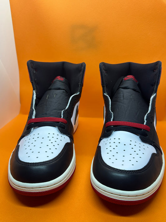 Air Jordan 1 Retro OG High Black Toe 100% AUTHENTIC NEW SIZE 10.5