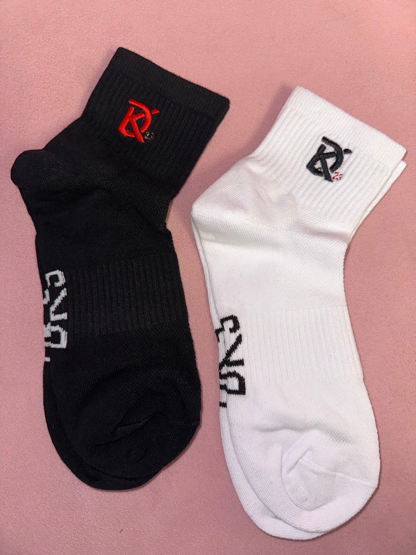 DEL KILO 23  SOCKS NEW WITH TAG  3 PAIRS $25 NEW