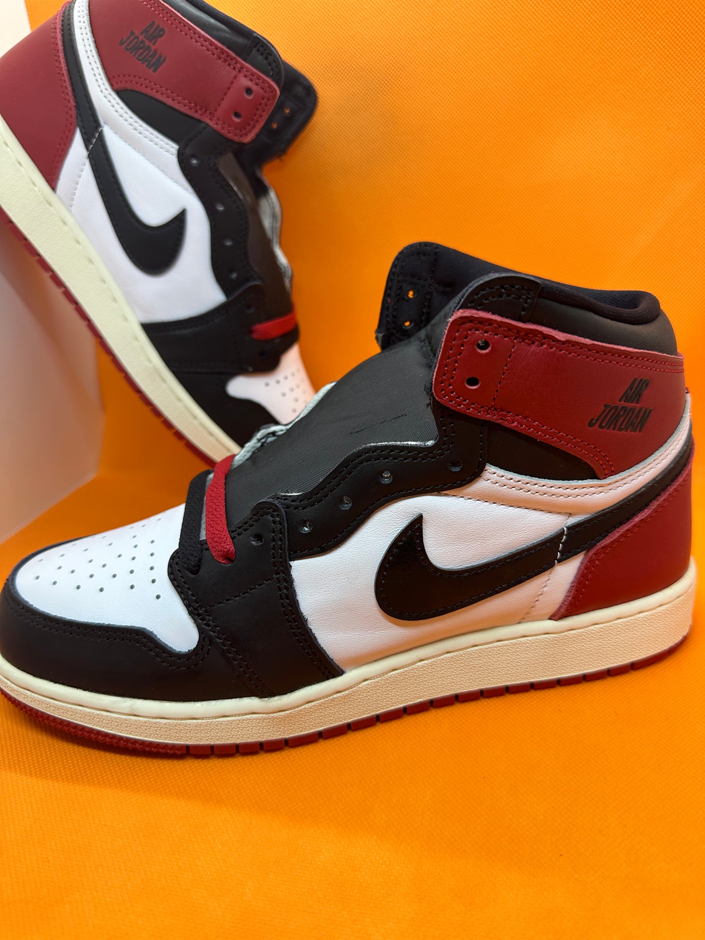 Air Jordan 1 Retro High OG Black Toe Reimagined (GS) SIZE 7Y 100% AUTHENTIC NEW