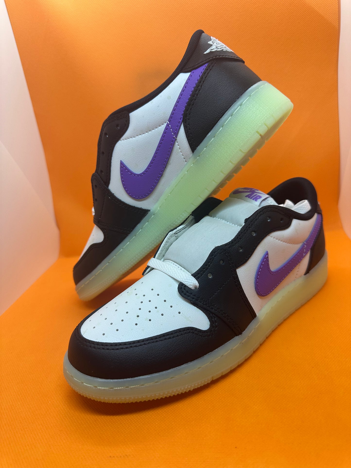 RARE Nike Air Jordan 1 Low OG Black Raspberry (HF0410 001) GS 'Glow in the Dark' SIZE 7Y